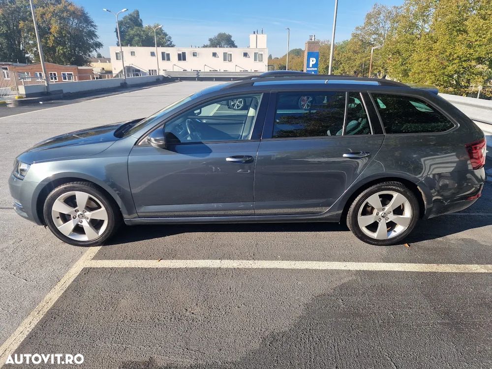 Skoda Octavia ver-combi-1-4-tsi-style - 3