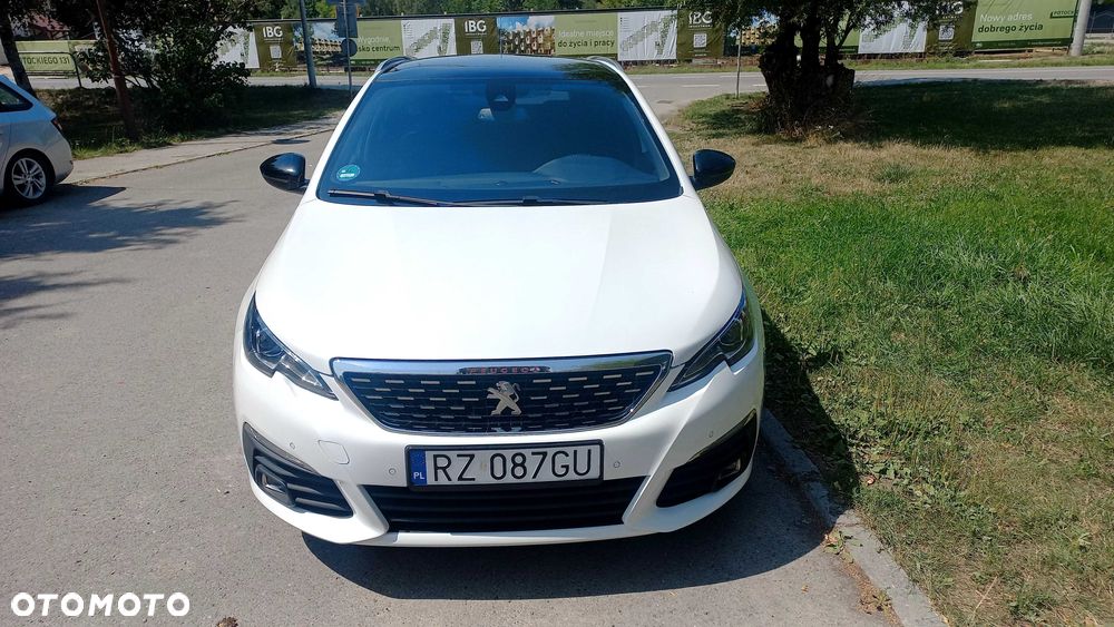 Peugeot 308 - 1