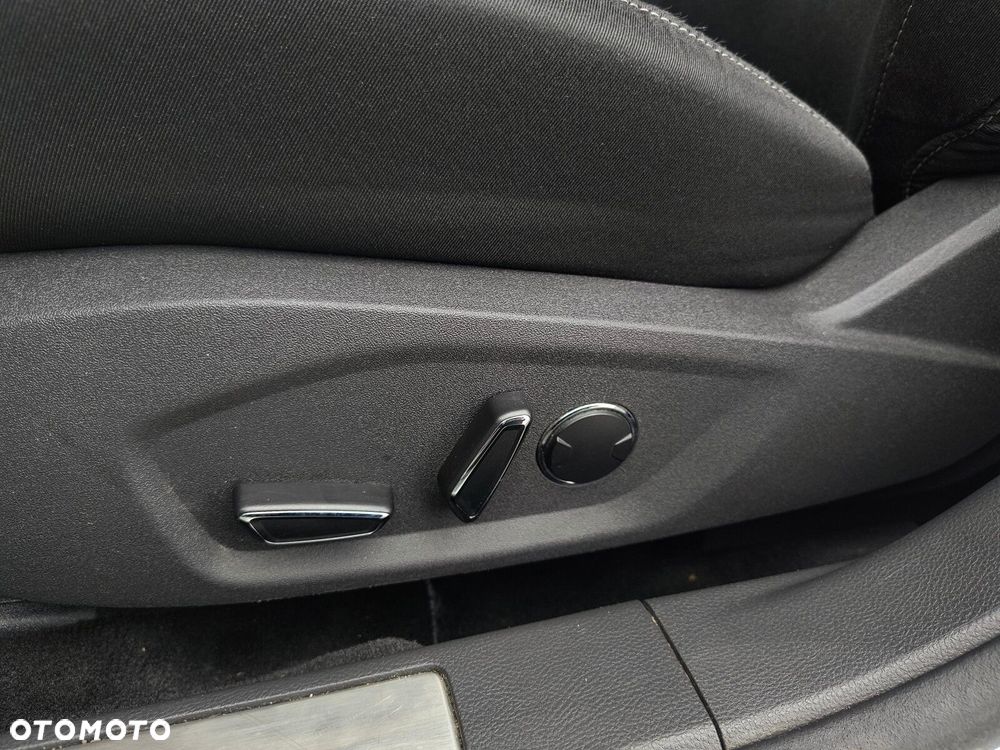 Ford Mondeo - 18