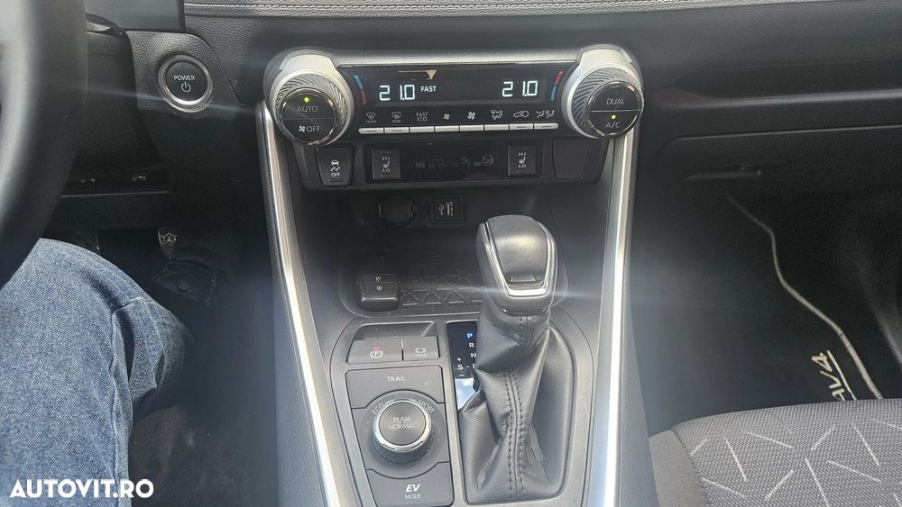 Toyota RAV4 2.5 VVT-iE 4x4 Dynamic - 10