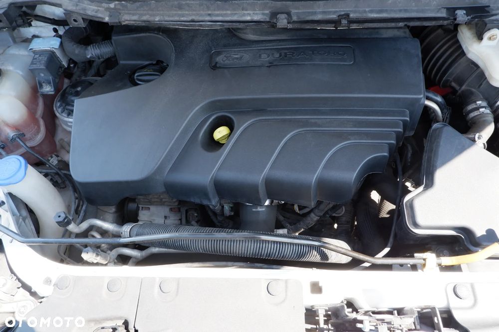 Ford S-Max 2.0 TDCi 4WD Titanium PowerShift - 38