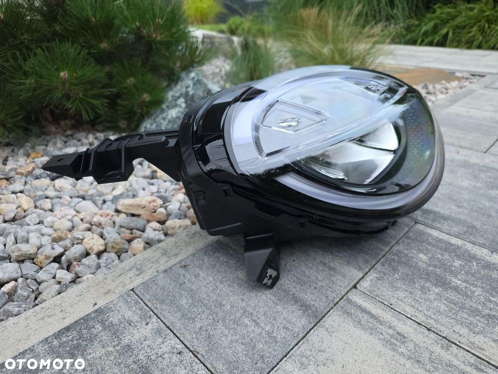 FIAT 600 Lampa prawa przód Kompletna Full Led H557R H08 52207557 - 4