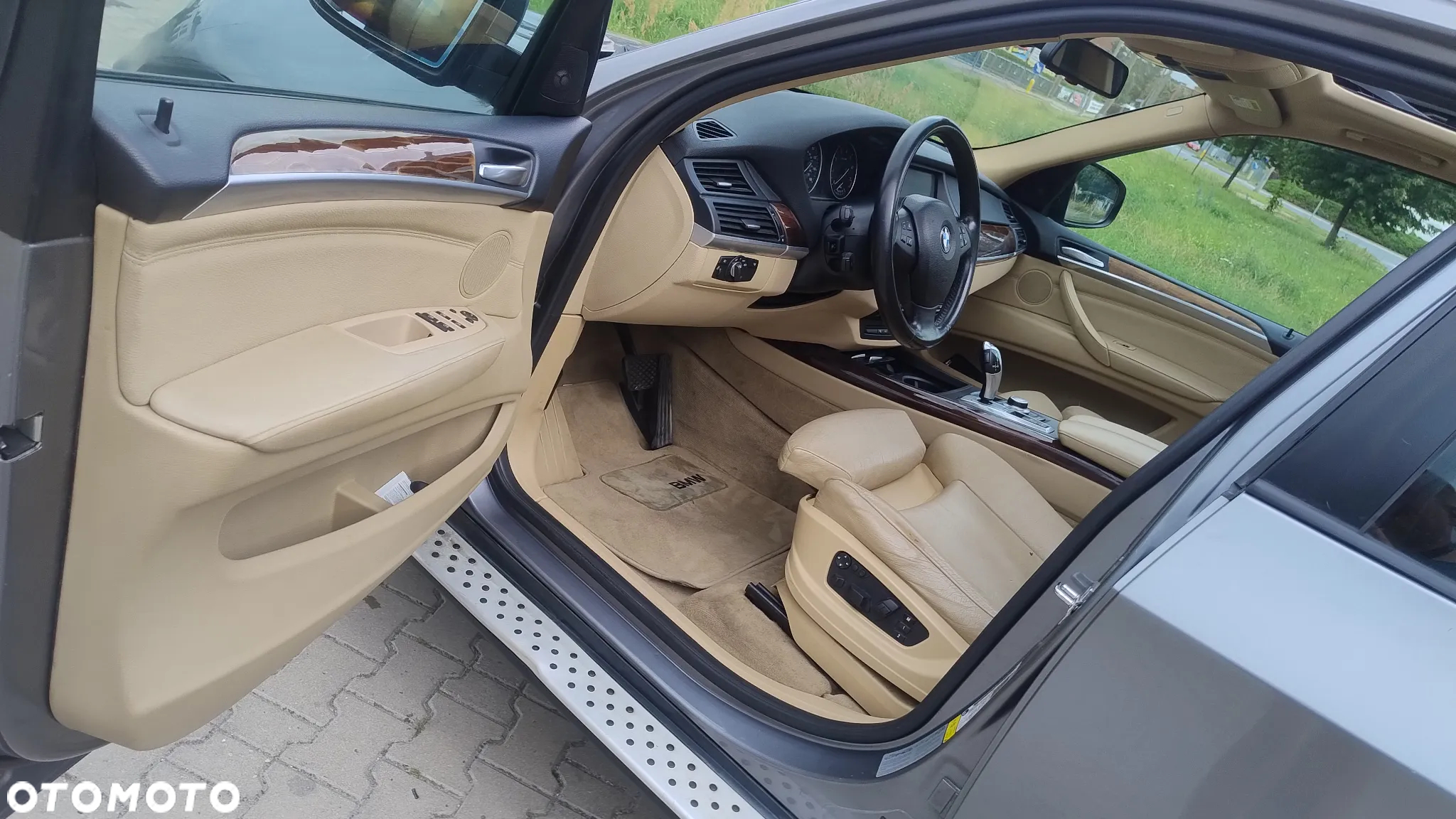BMW X5 3.0si xDrive - 35