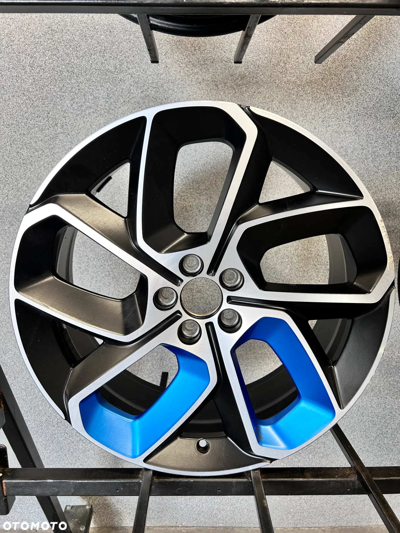 4 FELGI ALU. FORD KUGA, VOLVO XC60,XC90, LYNC & CO  20'' 8.0J  ET52 - 8