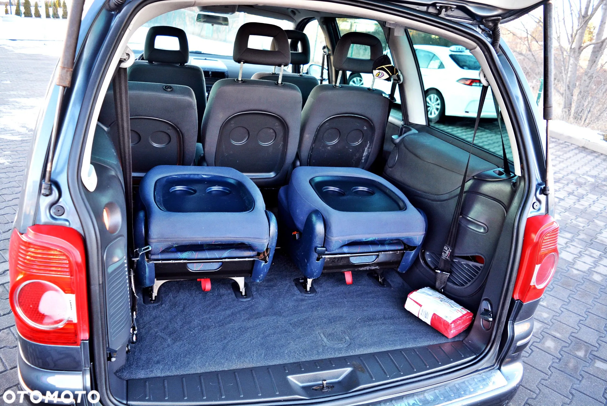 Volkswagen Sharan - 10