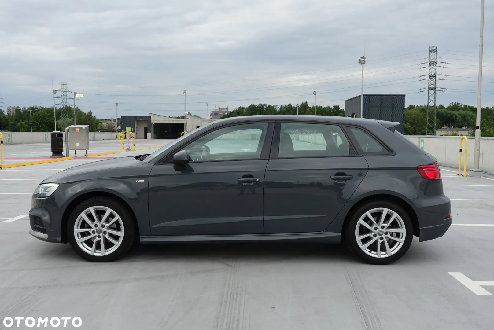 Audi A3 35 TFSI S tronic - 9