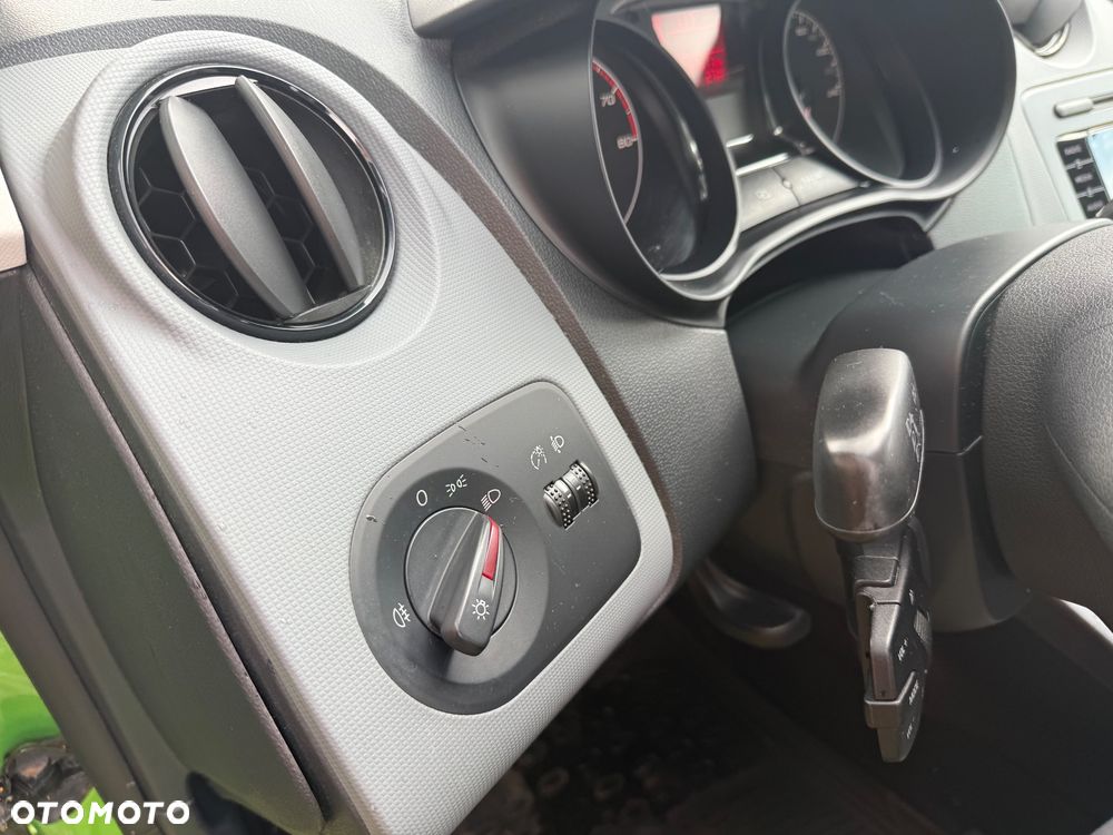 Seat Ibiza 1.2 12V Reference Salsa - 30
