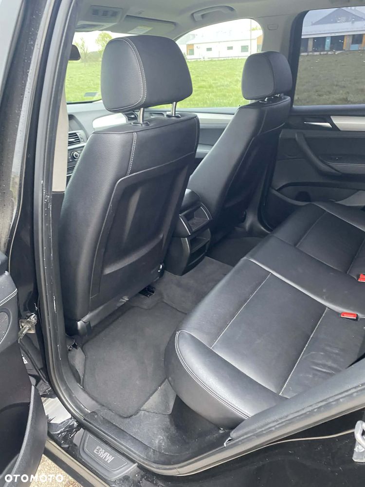 BMW X3 xDrive28i - 16