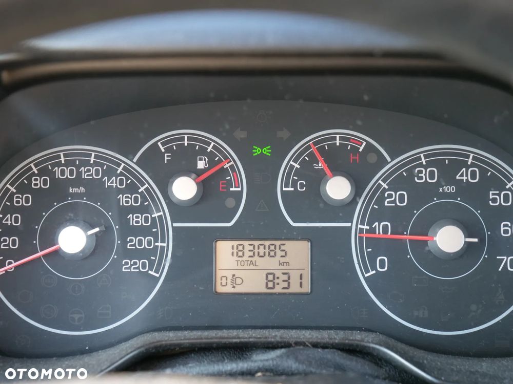 Fiat Grande Punto 1.4 8V GP - 24