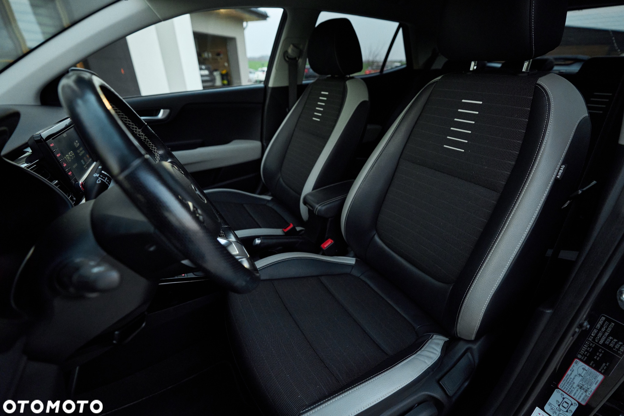 Kia Stonic - 18