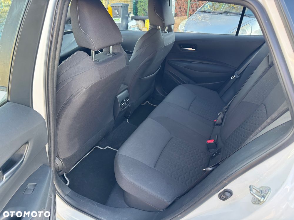 Toyota Corolla 1.8 Hybrid Comfort - 10