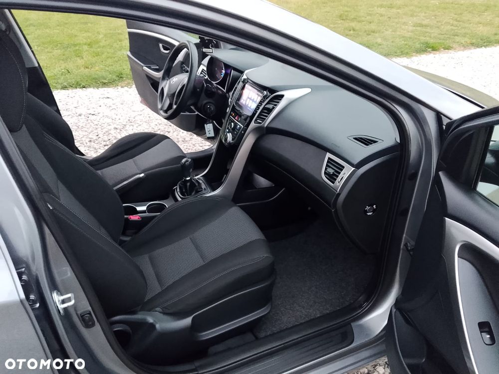 Hyundai i30 - 12