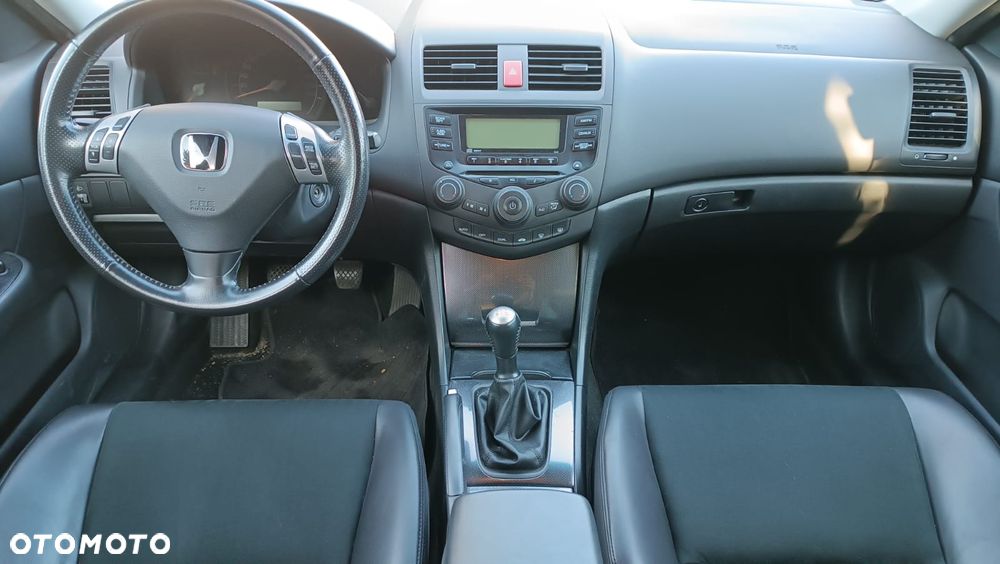 Honda Accord 2.0 i Comfort - 8
