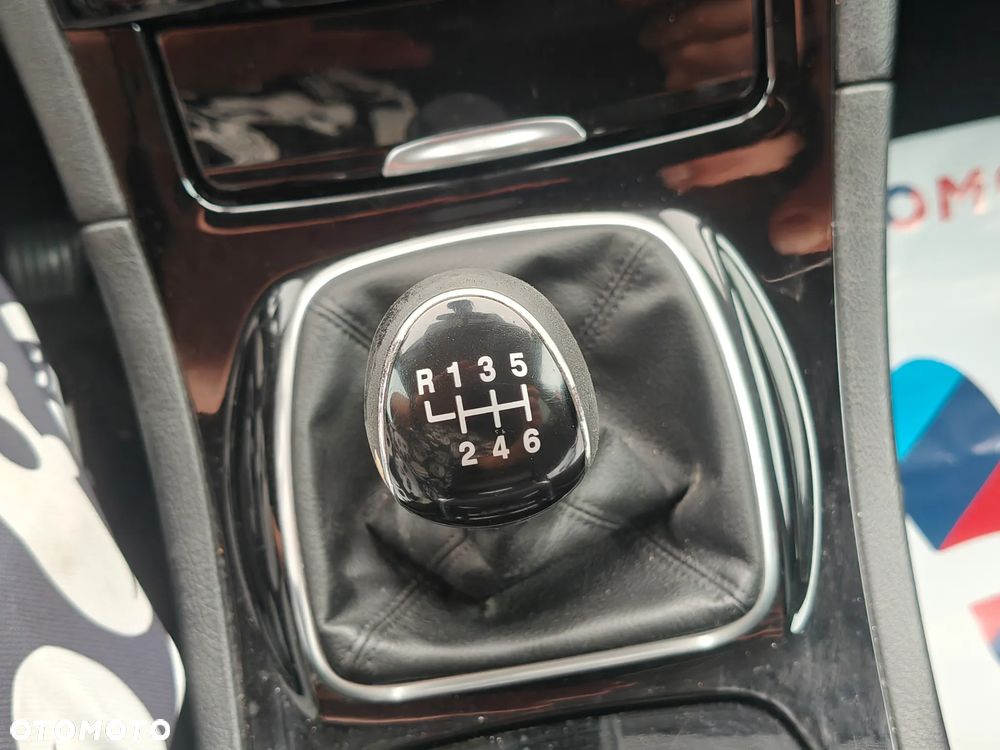 Ford S-Max 1.6 EcoBoost Titanium - 26