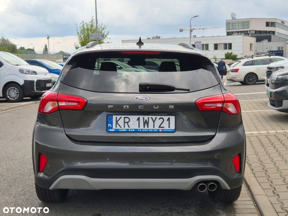 Ford Focus - 5