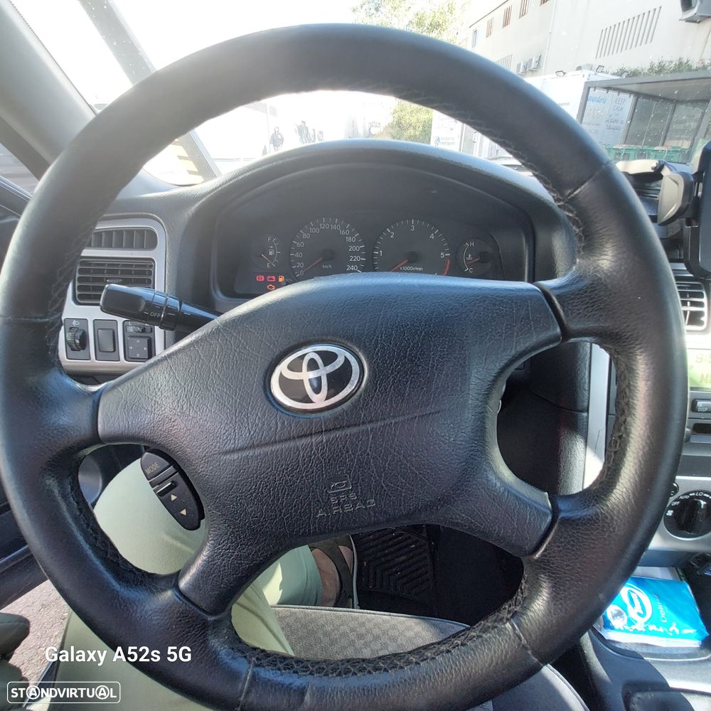 Toyota Avensis SW - 5