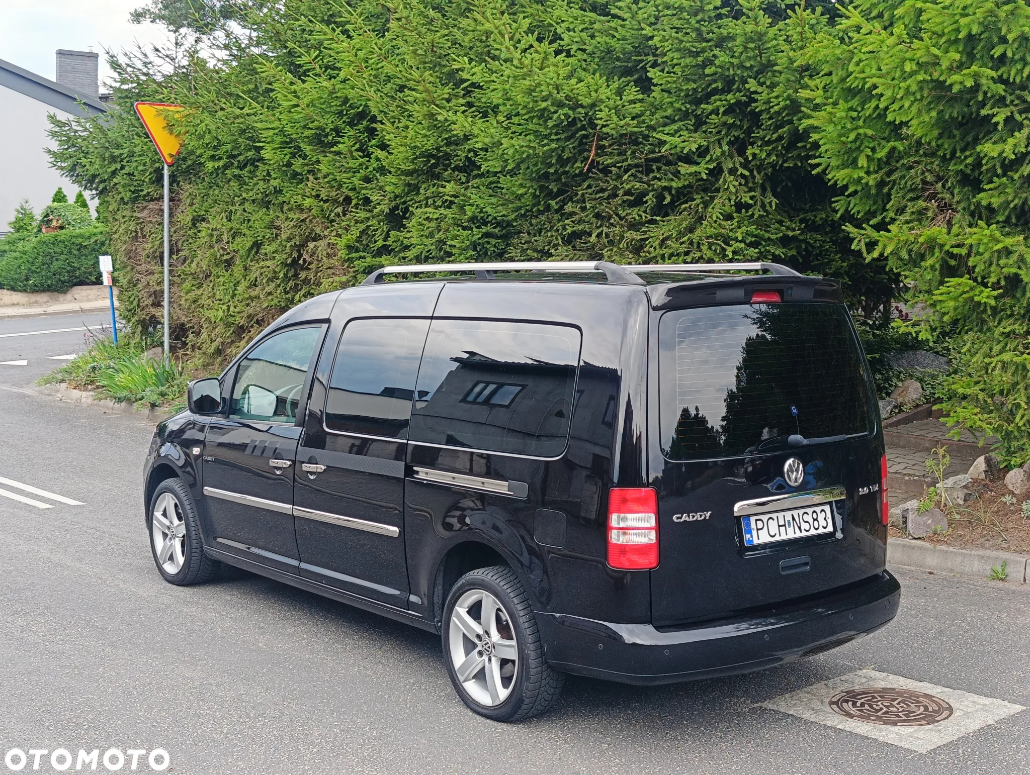 Volkswagen Caddy 2.0 TDI Comfortline DSG - 21