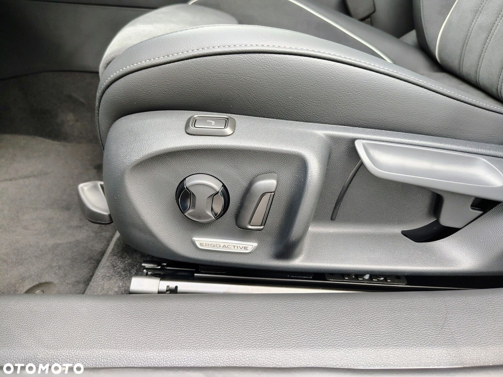 Volkswagen Passat - 22