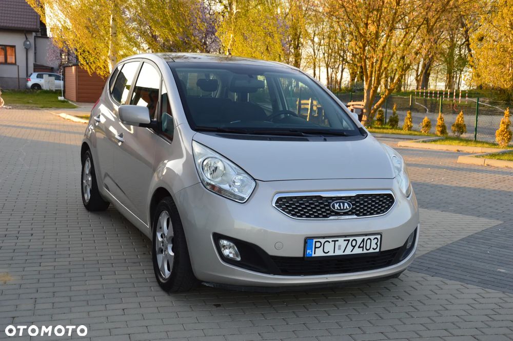 Kia Venga - 5