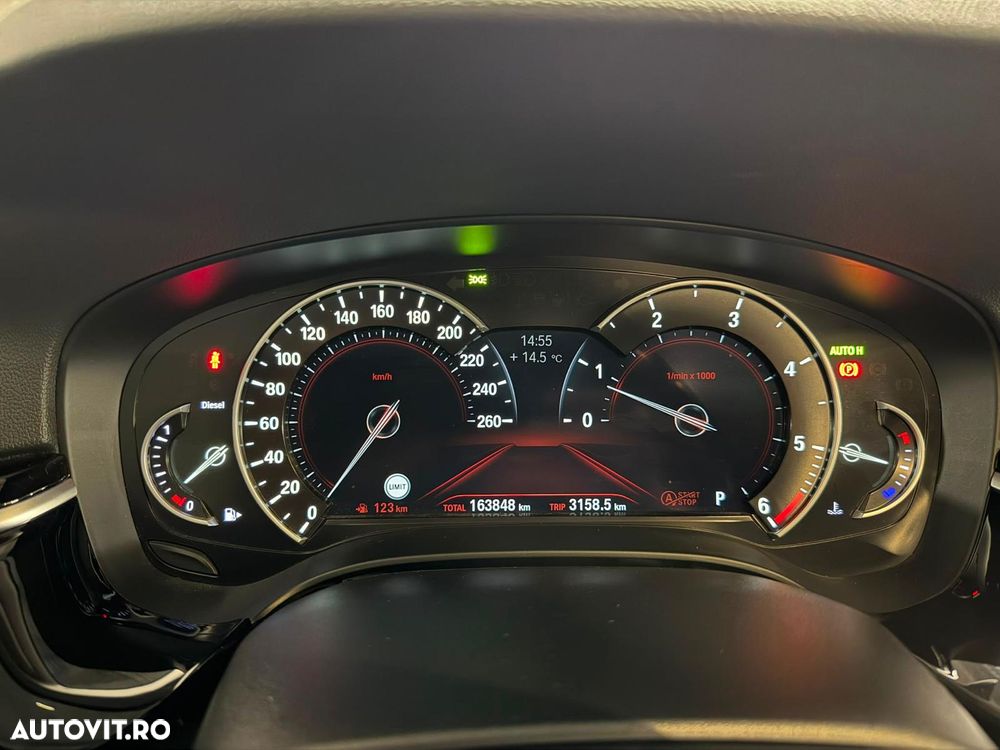 BMW Seria 5 520d Aut. Sport Line - 6
