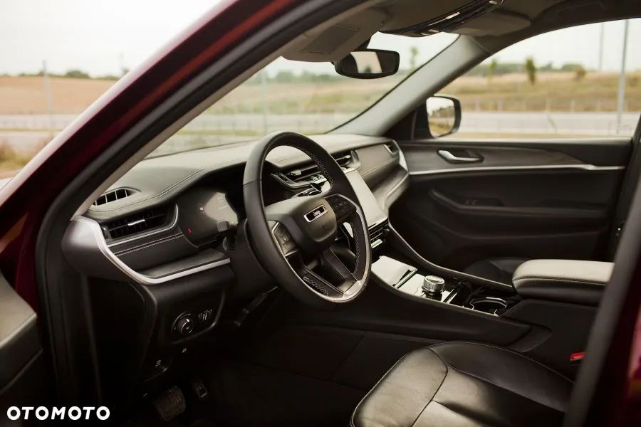 Jeep Grand Cherokee - 6