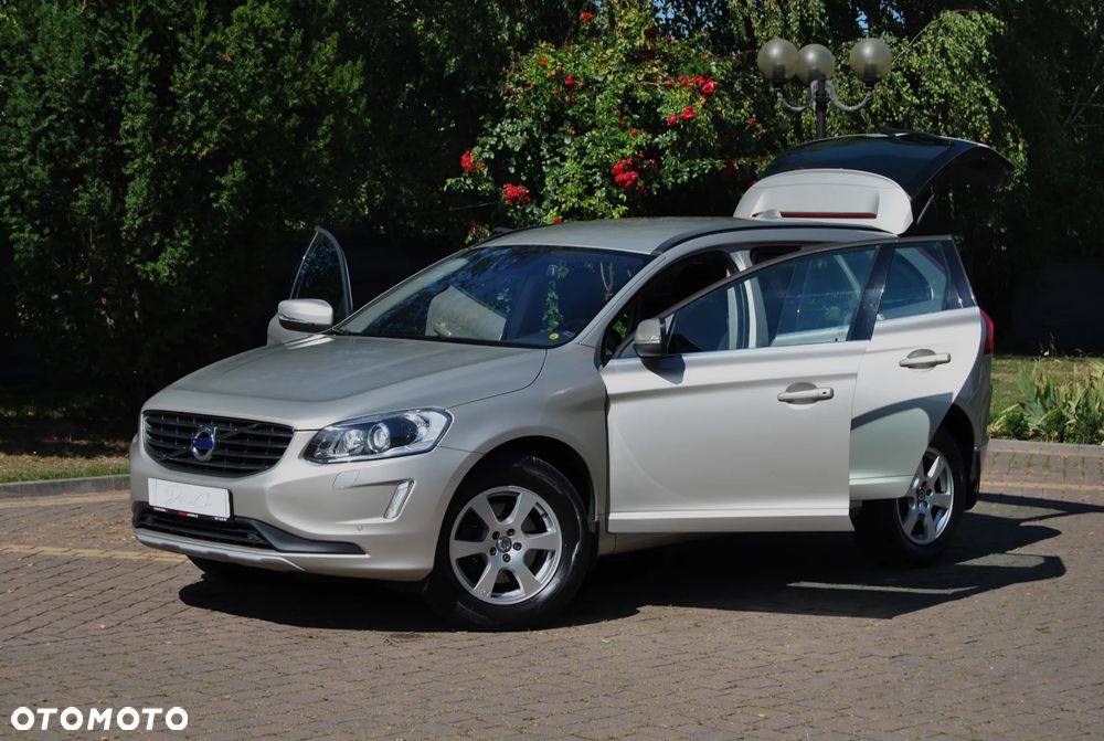 Volvo XC 60 D3 Geartronic Momentum - 18