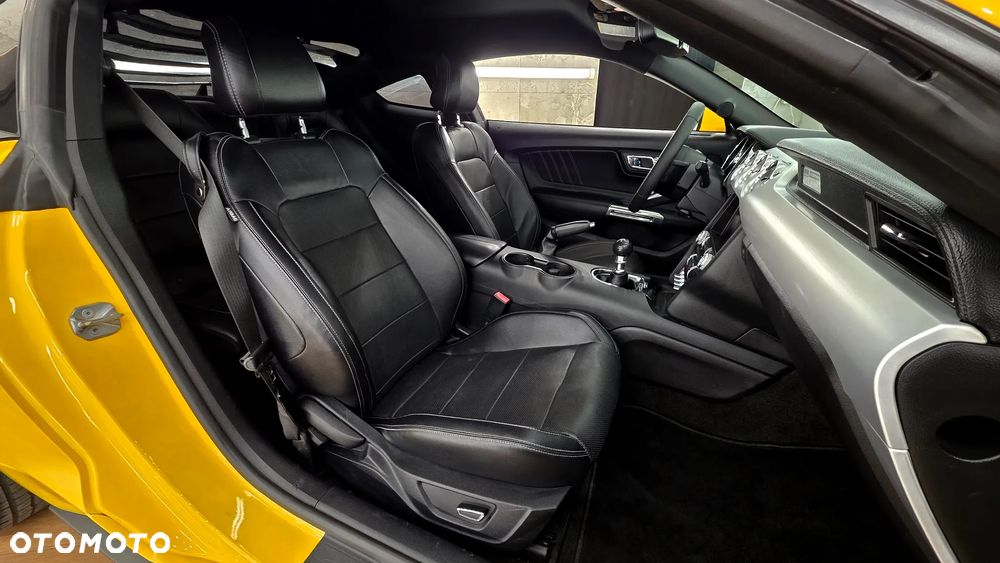 Ford Mustang 5.0 Ti-VCT V8 GT - 29