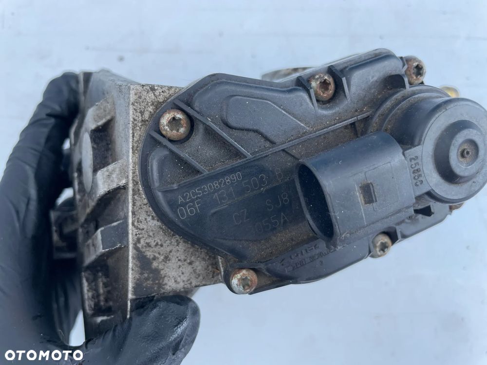 Zawór EGR Audi A3 8P GOLF V 2.0 FSI 06D 127 026 J - 3