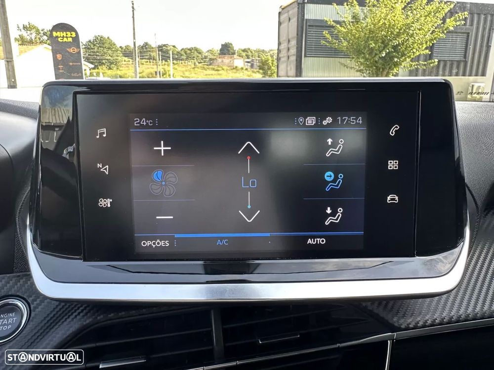 Peugeot 2008 PureTech 100 Stop&Start Allure — fotografia 44