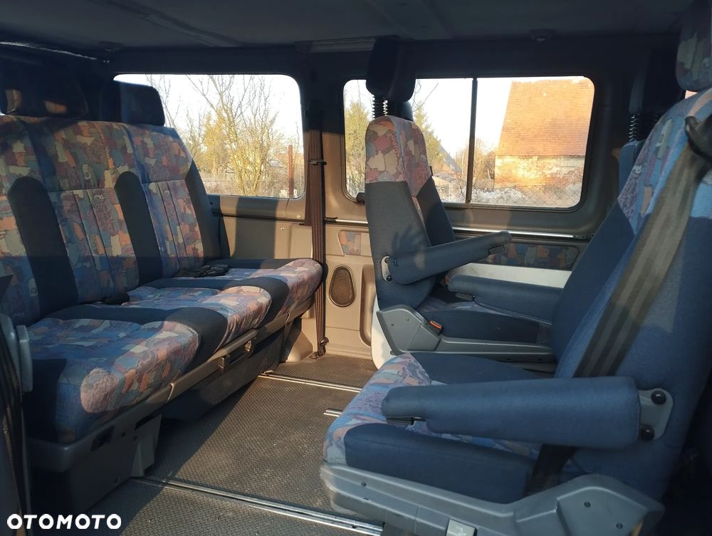 Ford Transit - 6