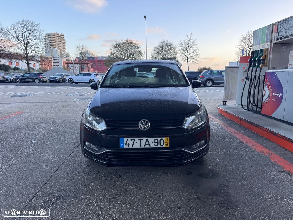 VW Polo 1.0 Confortline - 2