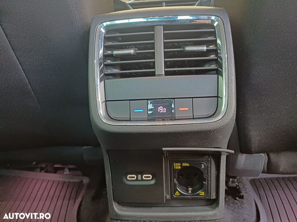 Skoda Octavia 2.0 TDI DSG Style - 35