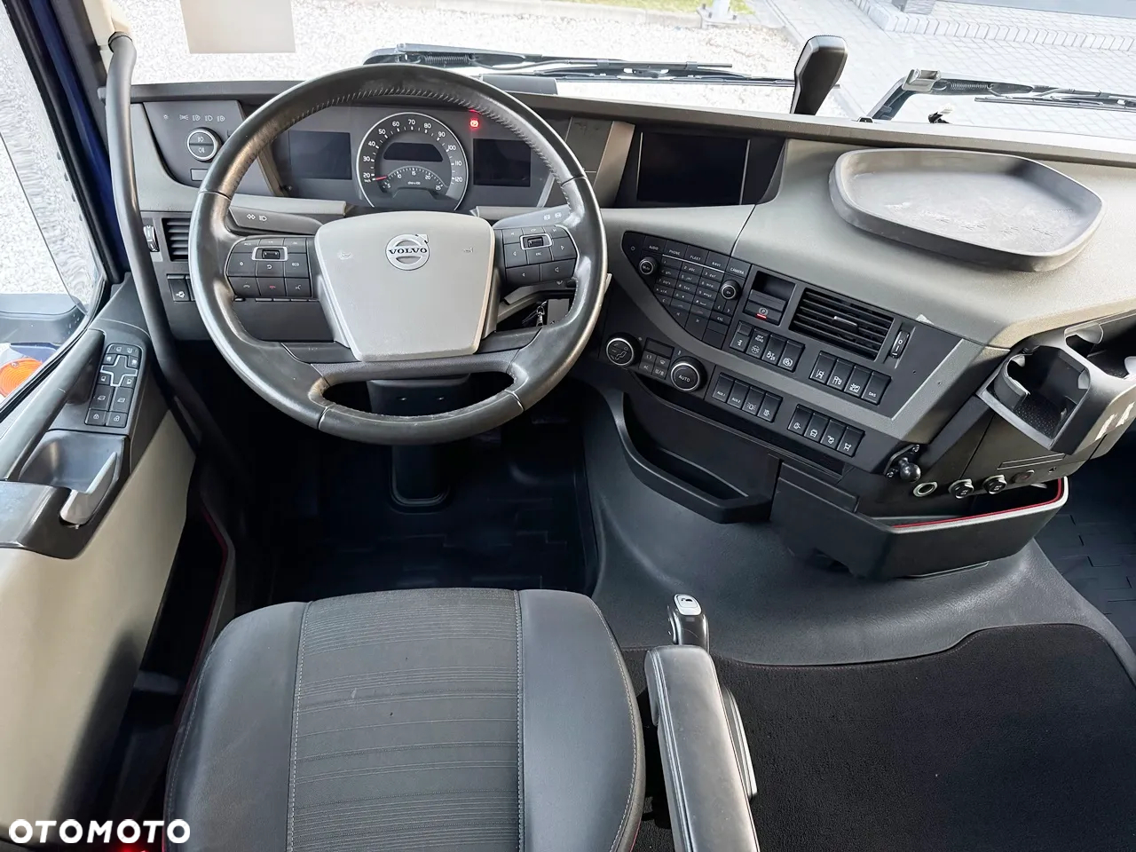 Volvo FH 500 /12.2017/ ACC /  KLIMA POSTOJOWA / XENON / NAVIGACJA / Z NIEMIEC - 37
