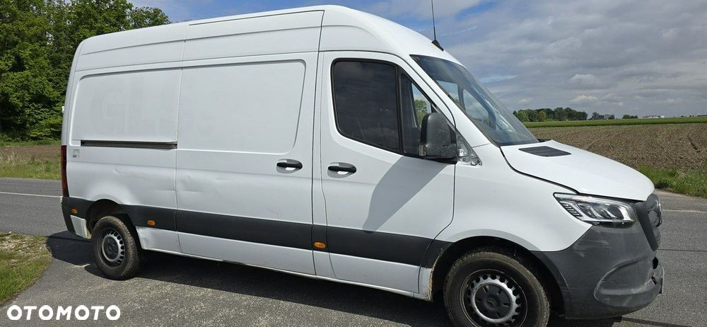 Mercedes-Benz Sprinter - 38