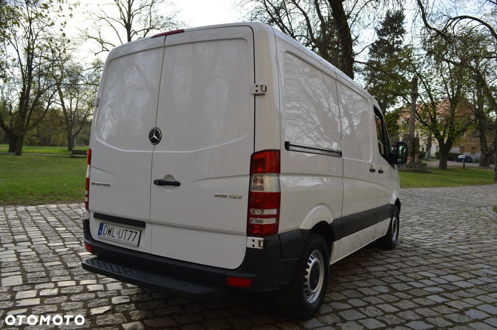 Mercedes-Benz SPRINTER - 5