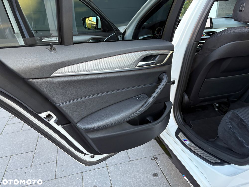 BMW Seria 5 530i xDrive M Sport sport - 28