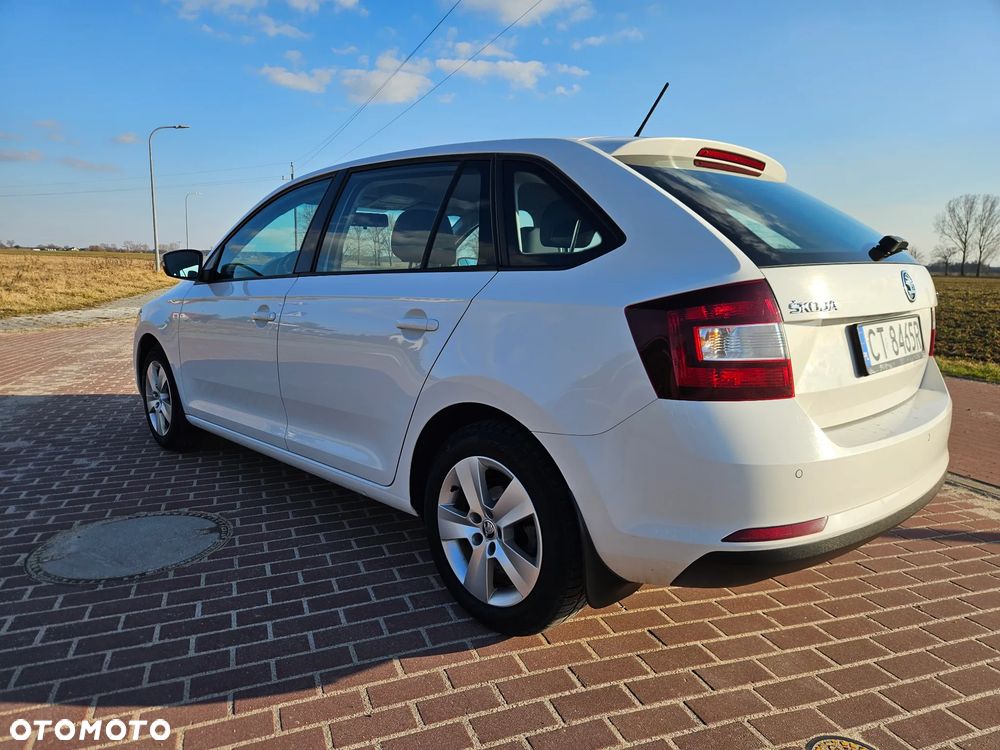Skoda RAPID - 11