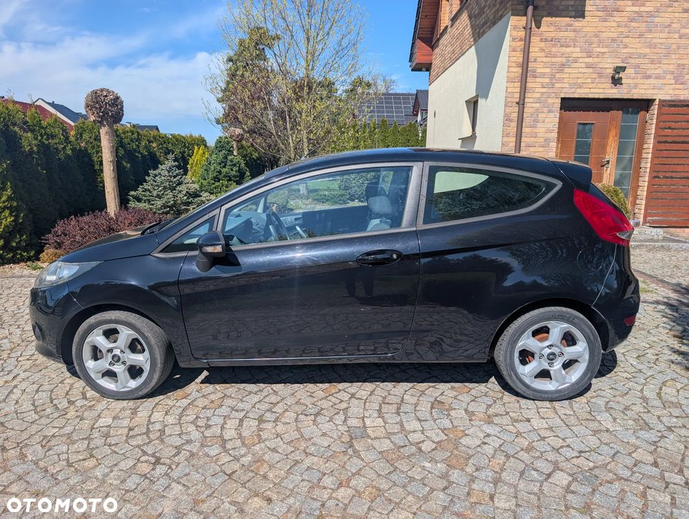 Ford Fiesta - 10