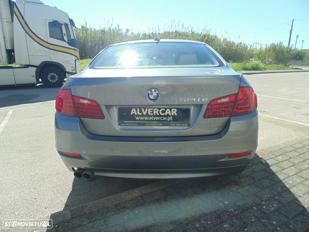 BMW 520 d Line Luxury Auto - 12