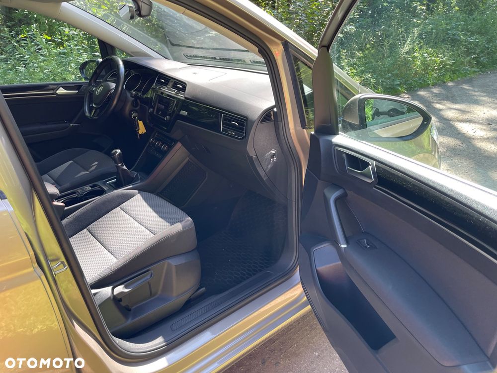 Volkswagen Tiguan - 14