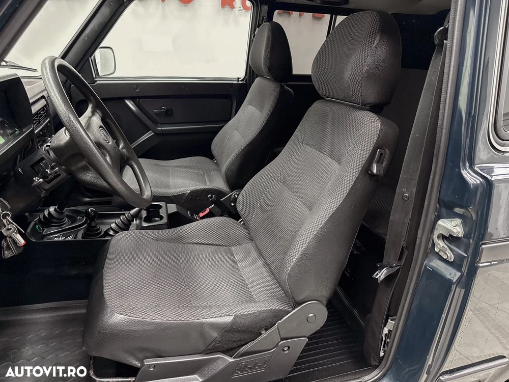 Lada Niva 4x4 - 21