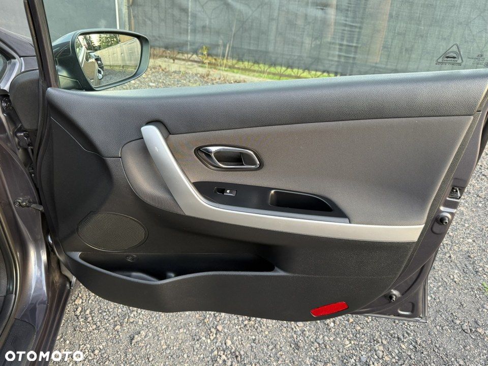 Kia Ceed 1.6 GDI Dream Team Edition - 32