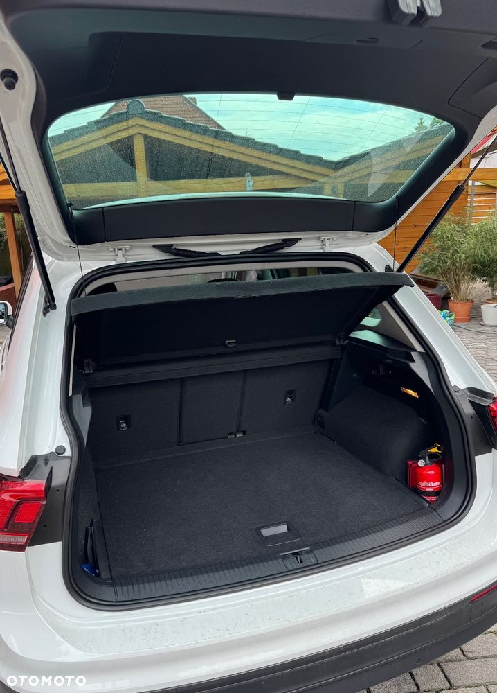 Volkswagen Tiguan - 13