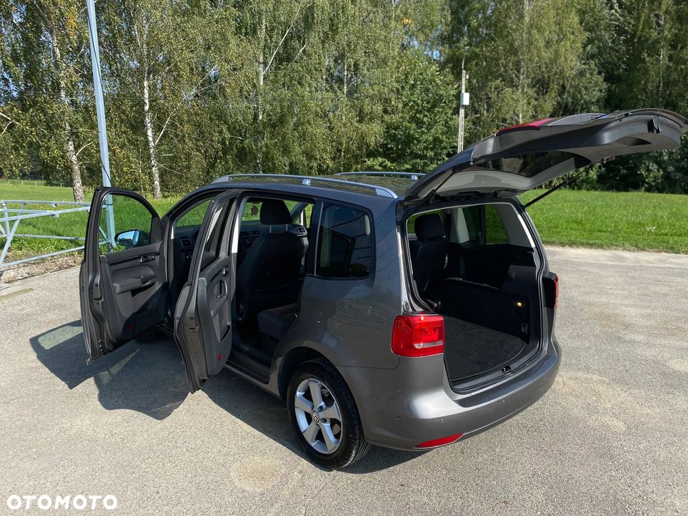 Volkswagen Touran 2.0 TDI DPF Highline DSG - 4
