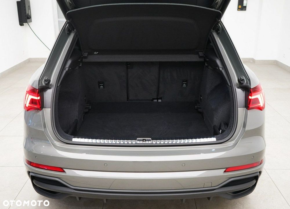 Audi Q3 - 13