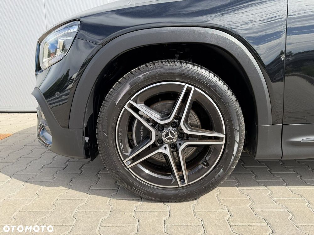 Mercedes-Benz GLB 200 AMG Line 7G-DCT - 11