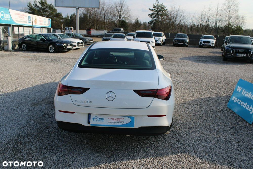 Mercedes-Benz CLA - 7