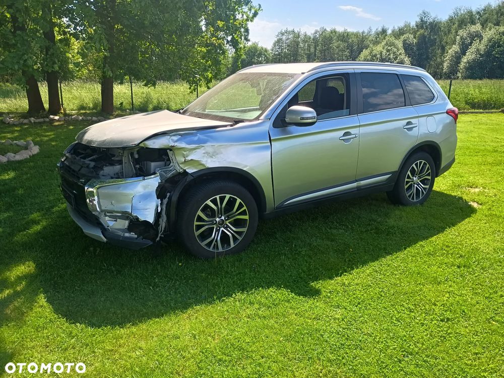 Mitsubishi Outlander 2.0 Intense 2WD CVT - 2