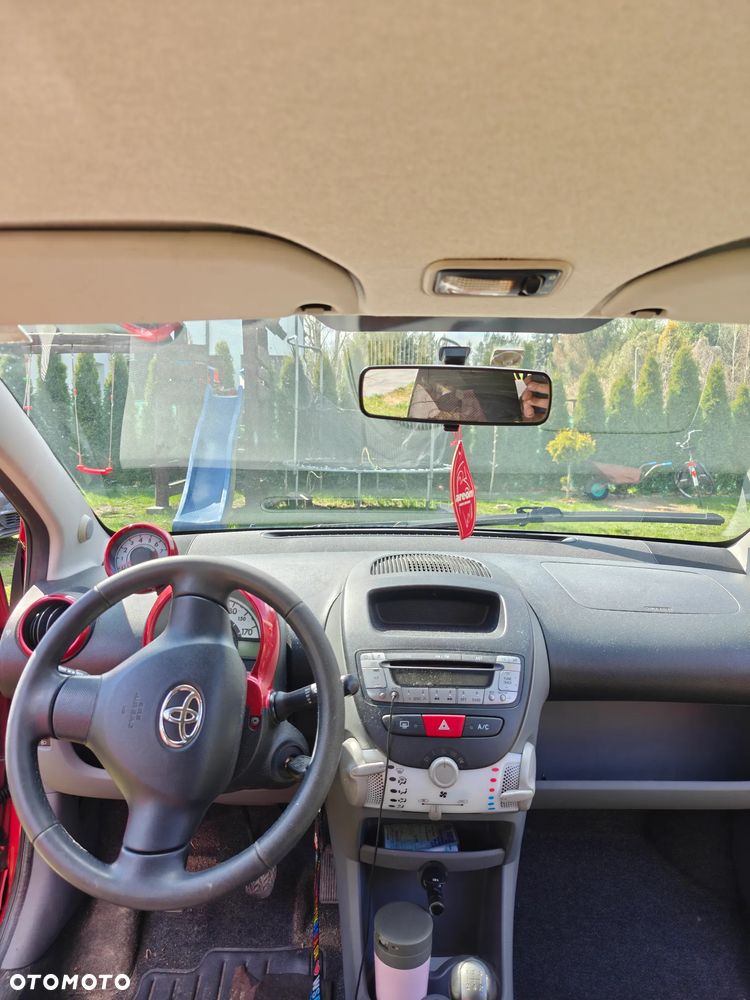 Toyota Aygo City - 6