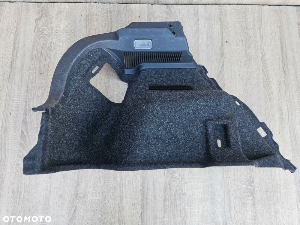 toyota auris 07-12 boczek lewy bagażnika - 1
